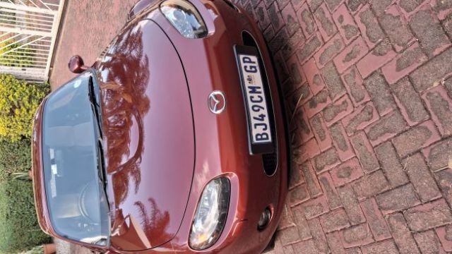 2006 - Mazda MX5 NC (Karin Van Wyk)