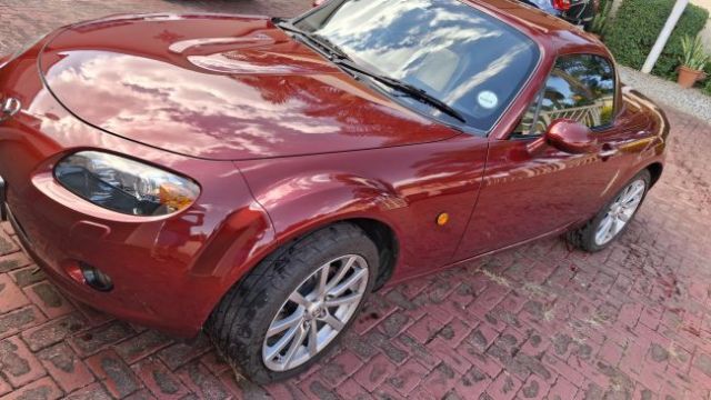 2006 - Mazda MX5 NC (Karin Van Wyk)