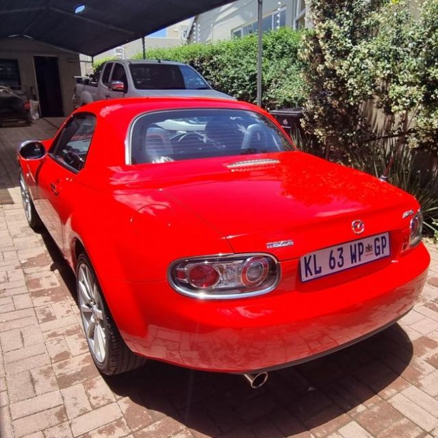 2007 - Mazda MX5 NC (Vivienne  Van Der Merwe)