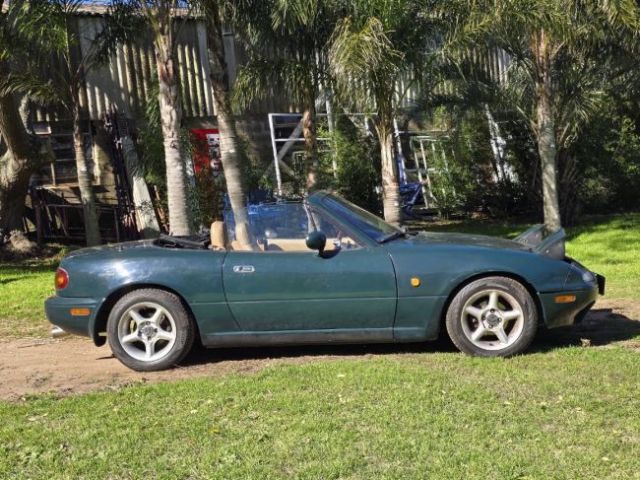 1991 - Mazda MX5 NA (Isabella Valkhoff)