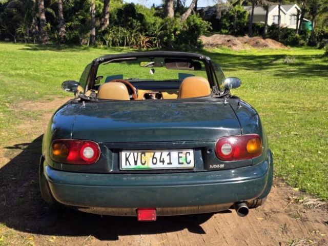1991 - Mazda MX5 NA (Isabella Valkhoff)