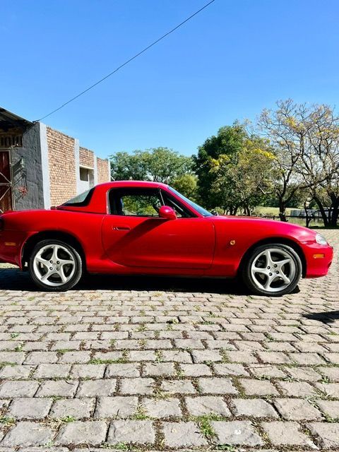 2001 - Mazda MX5 MX5 NB1 (Duncan Westmoreland)