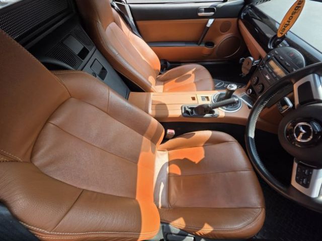 2007 - Mazda MX5 NC1 (Sakhile Khumalo)