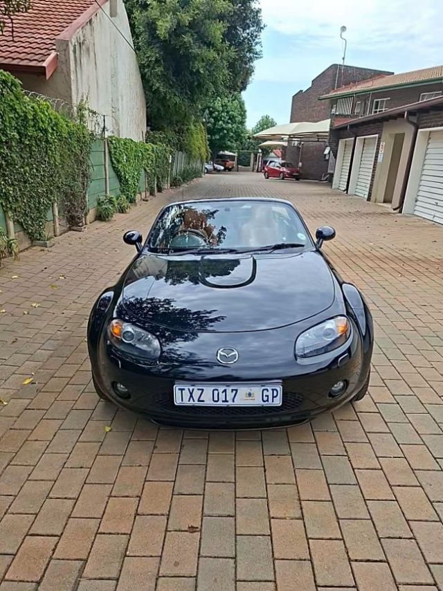 2006 - Mazda MX5 NC3 (Adriaan Van Niekerk)