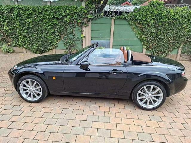 2006 - Mazda MX5 NC3 (Adriaan Van Niekerk)