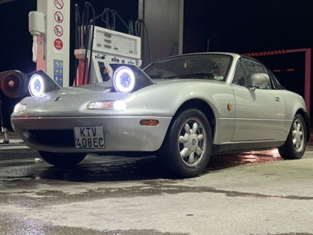 1990 - Mazda MX5 NA (Xander Viviers)