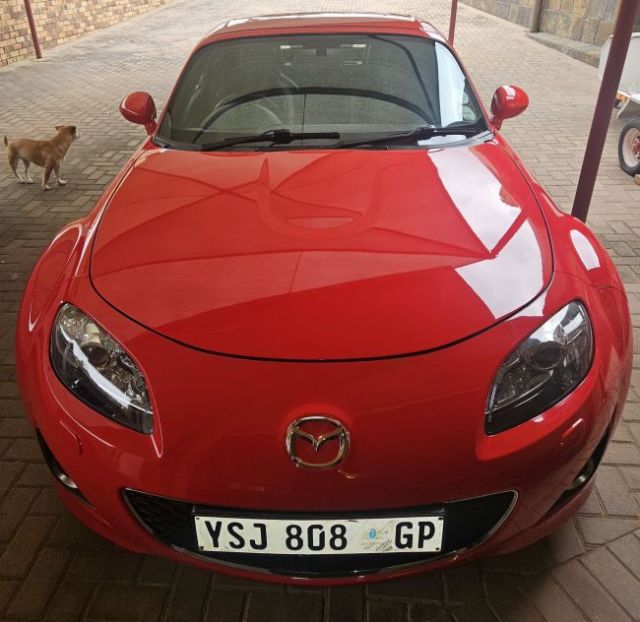 2009 - Mazda MX5 NC2 (Anesca Crous )