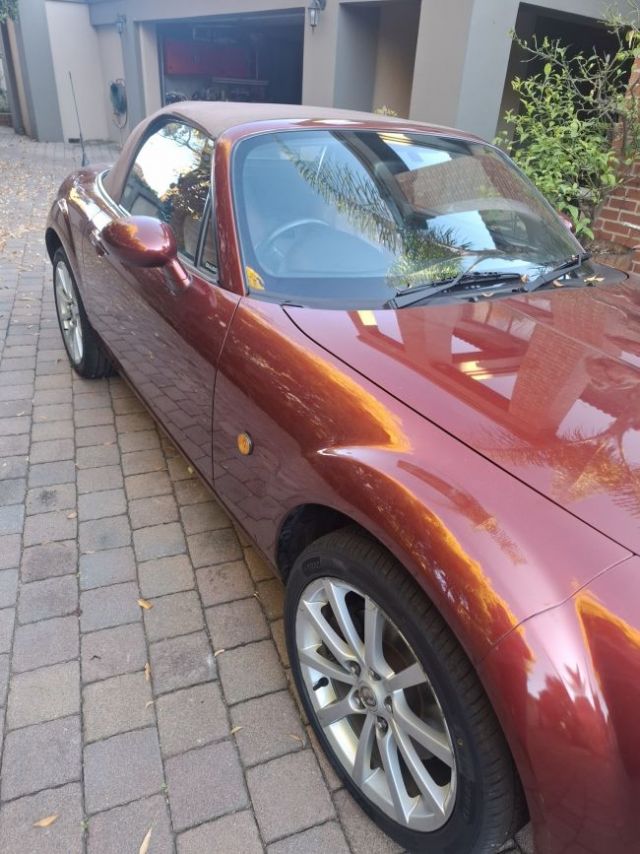 2006 - Mazda MX5 NC (Ruben Janse Van Rensburg)