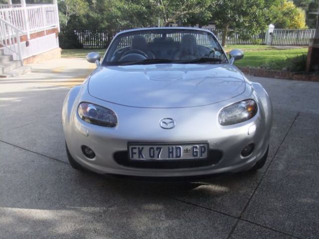 2007 - Mazda MX5 2 l Roadster Coupe (Ray Mackey)