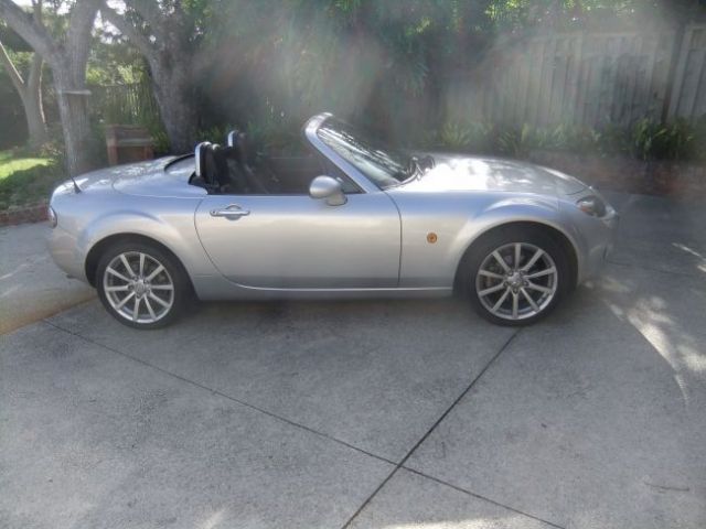 2007 - Mazda MX5 2 l Roadster Coupe (Ray Mackey)