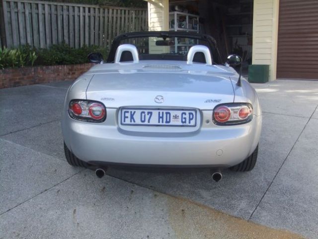 2007 - Mazda MX5 2 l Roadster Coupe (Ray Mackey)
