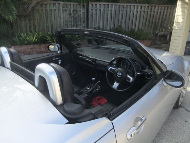2007 - Mazda MX5 2 l Roadster Coupe (Ray Mackey)