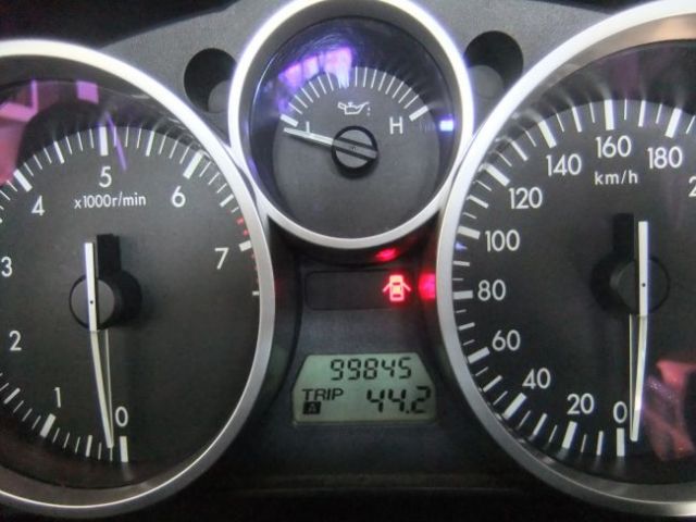 2007 - Mazda MX5 2 l Roadster Coupe (Ray Mackey)