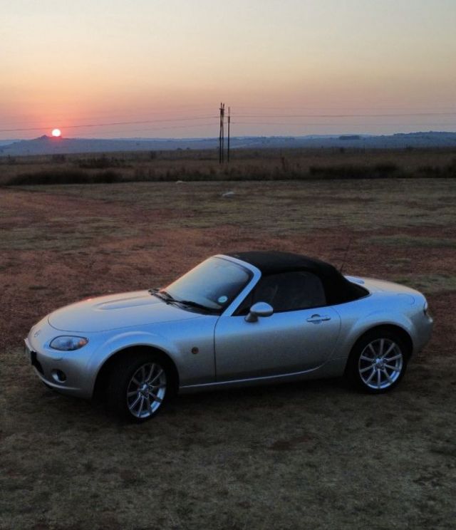 2006 - Mazda MX5 Mazda MX- 5- NC (Divan Burger)