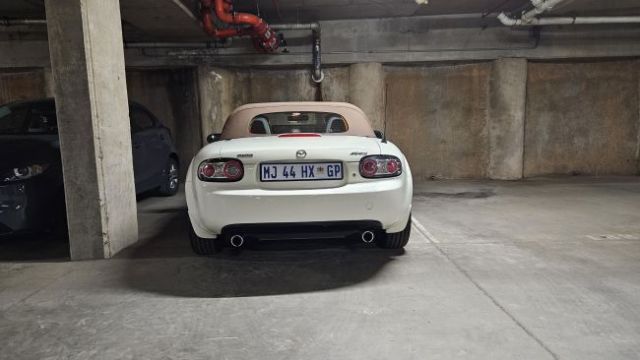 2005 - Mazda MX5 NC (James Hertzog)